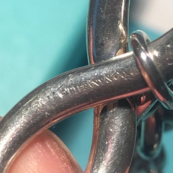 Tiffany & Co infinity sterling silver chunky chain bracelet lobster claw close - Picture 3 of 7